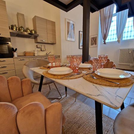 Regina Milano In Porta Romana 2 - Sky Tv, Wifi E Breakfast Box Daire Dış mekan fotoğraf