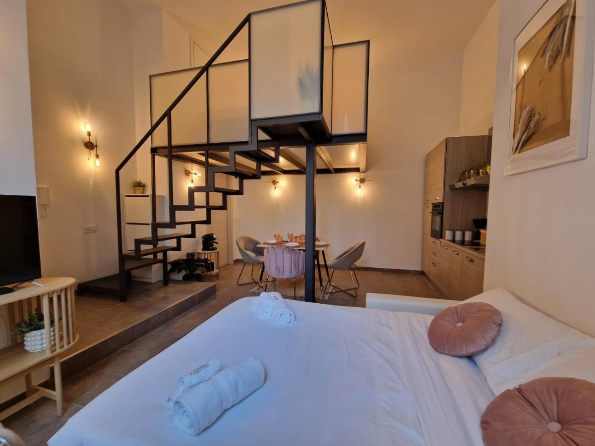 Regina Milano In Porta Romana 2 - Sky Tv, Wifi E Breakfast Box Daire Dış mekan fotoğraf