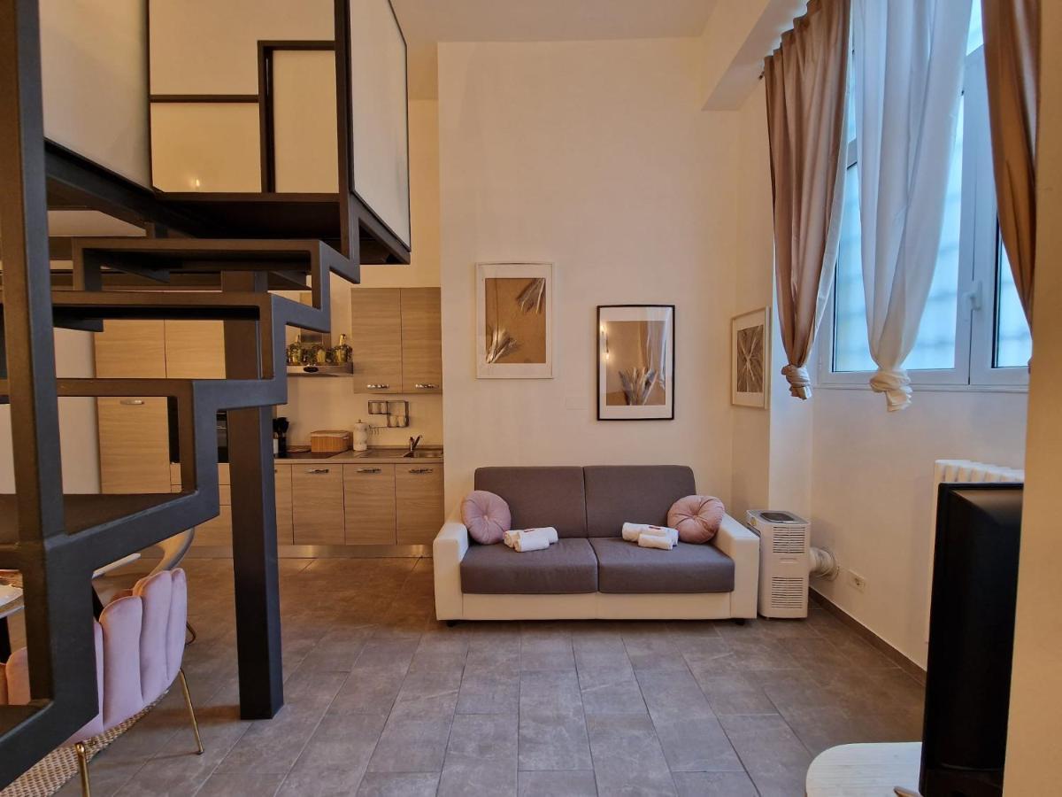 Regina Milano In Porta Romana 2 - Sky Tv, Wifi E Breakfast Box Daire Dış mekan fotoğraf